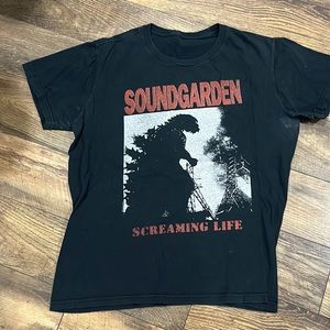 Vintage Soundgarden band shirt